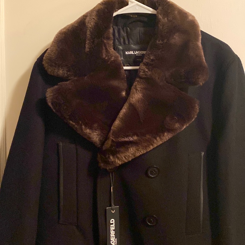 Mend’s Karl Lagarfeld Paris Peacoat with Faux Fur Collar